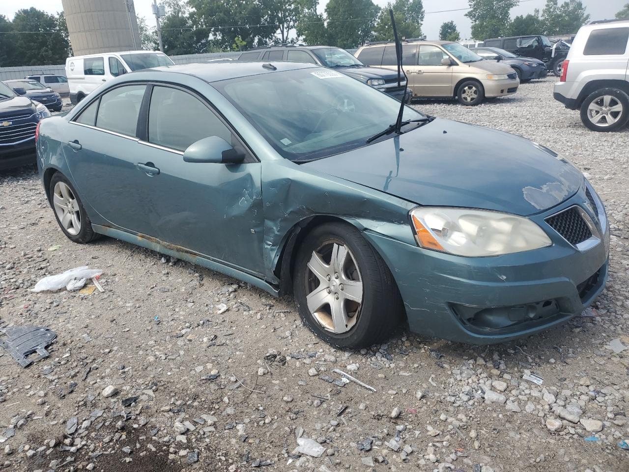 2009 Pontiac G6 - Image 4