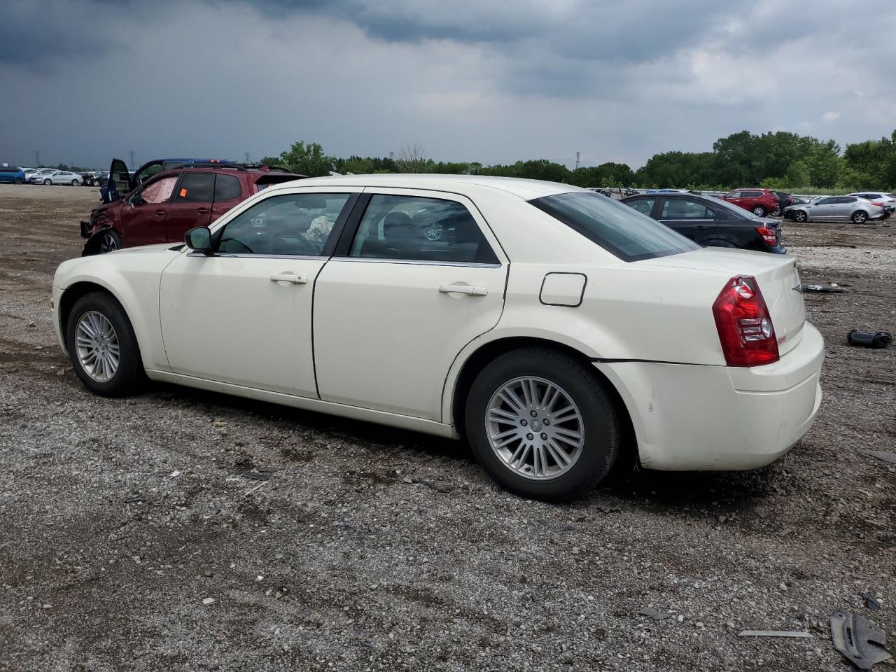 2009 Chrysler 300 Lx - Фото 2