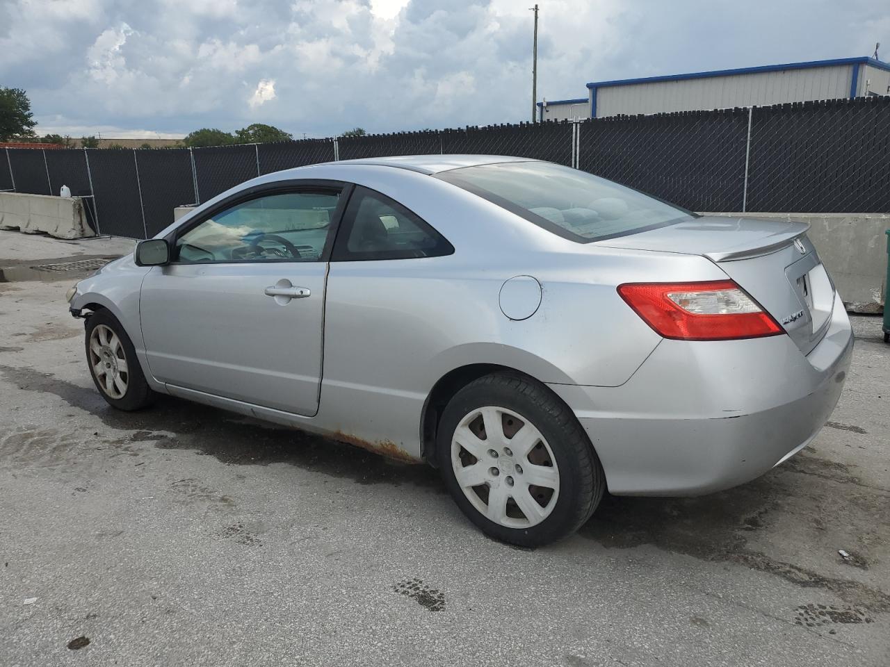 2011 Honda Civic Lx - Image 2