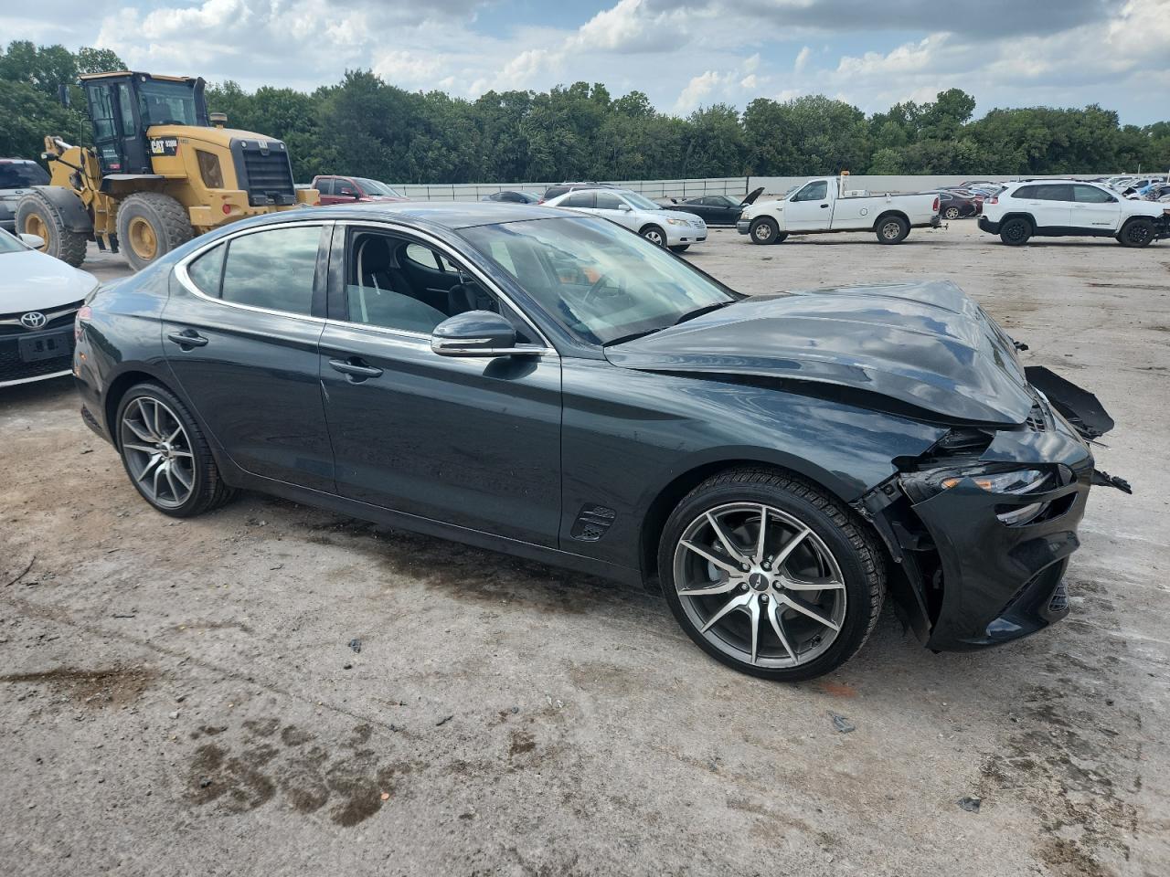 2023 Genesis G70 2.0T - Фото 4