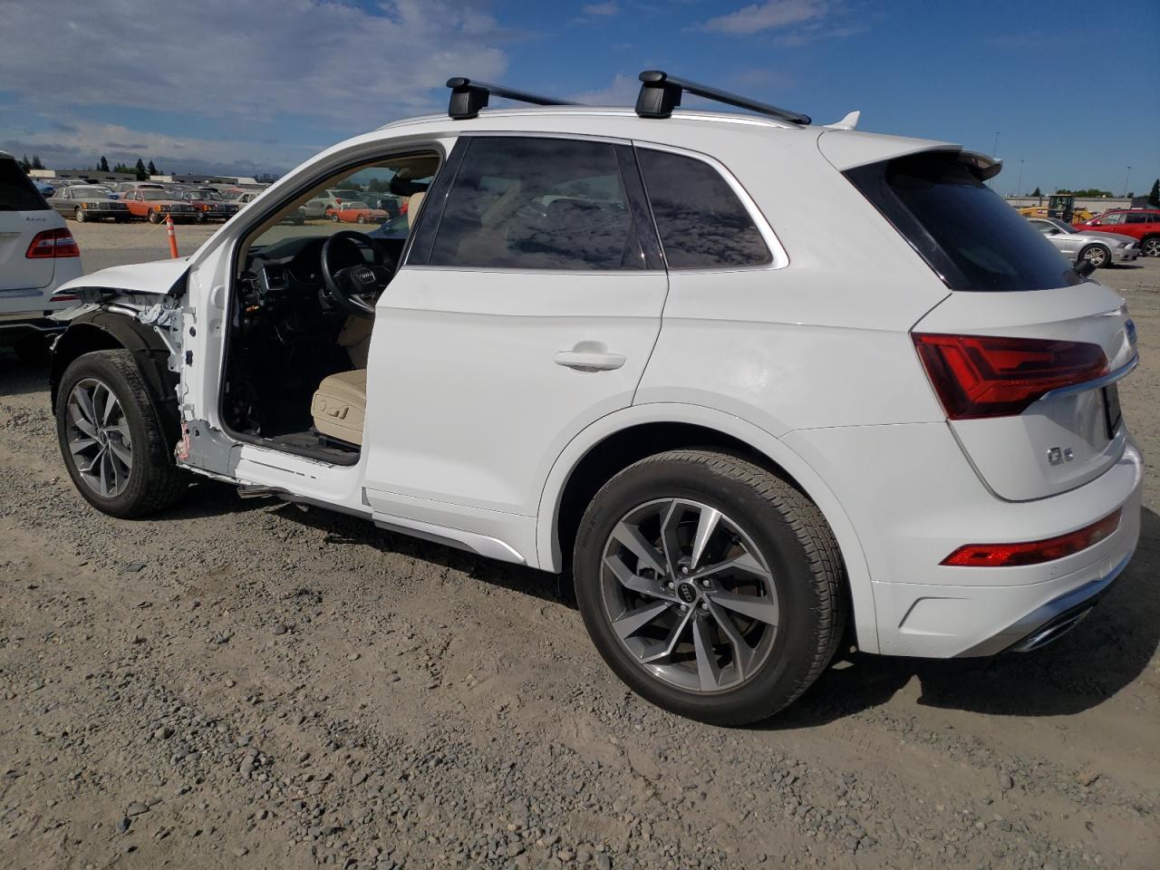 2022 Audi Q5 Premium Plus 45 - Image 2