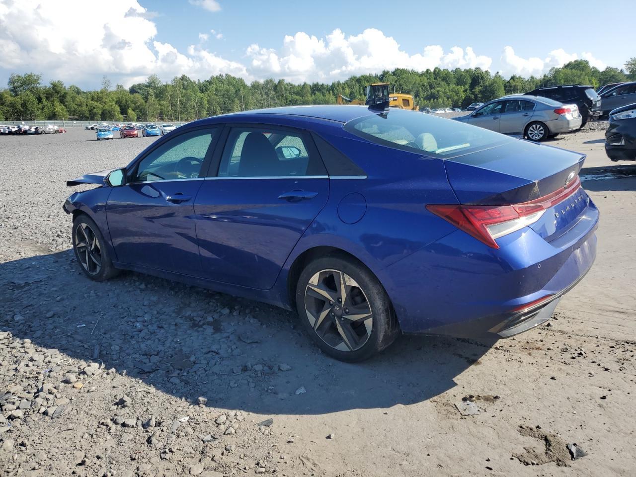 2021 Hyundai Elantra Limited - Image 2