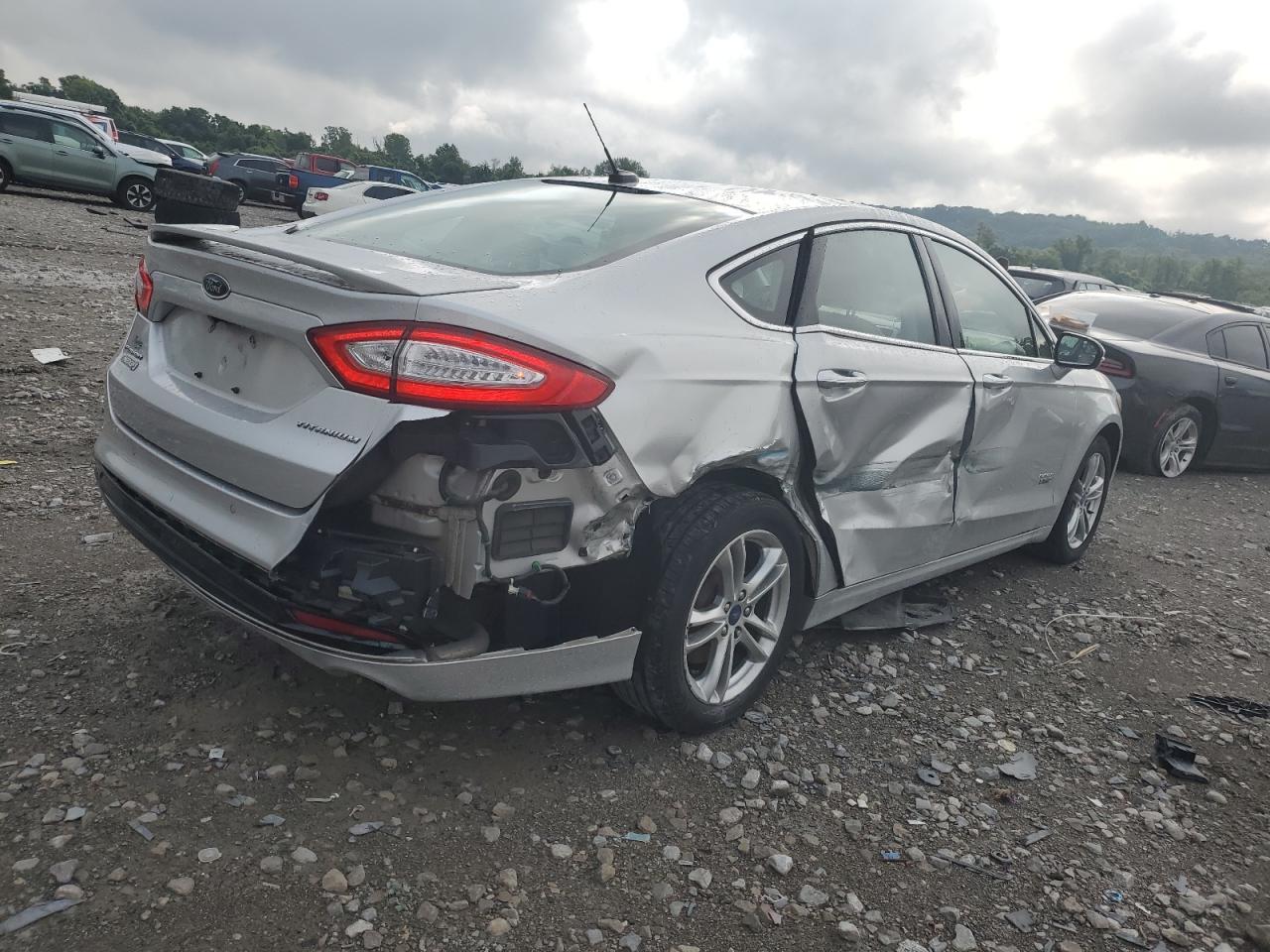 2016 Ford Fusion Titanium Phev - Фото 3