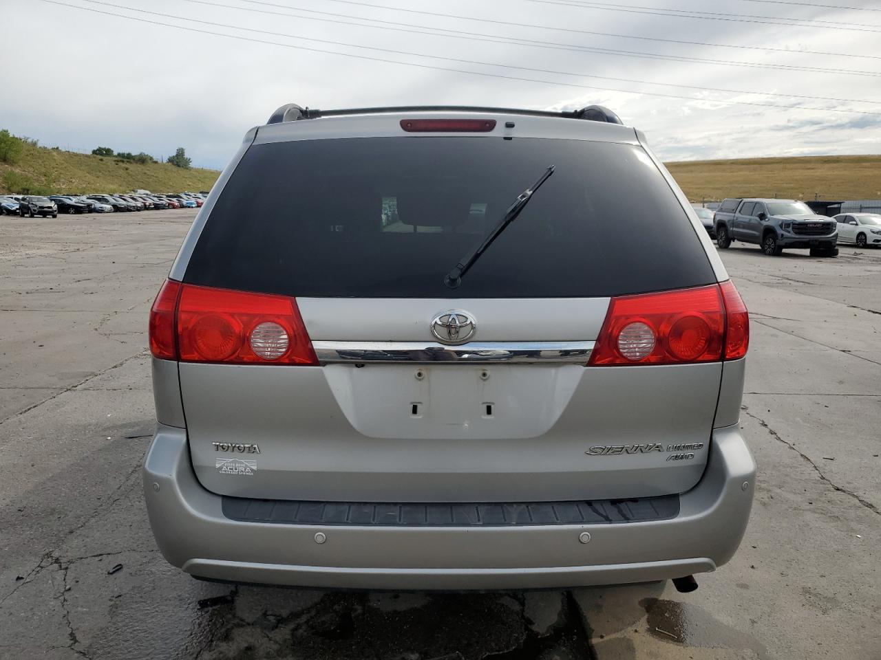 2010 Toyota Sienna Xle - Фото 6