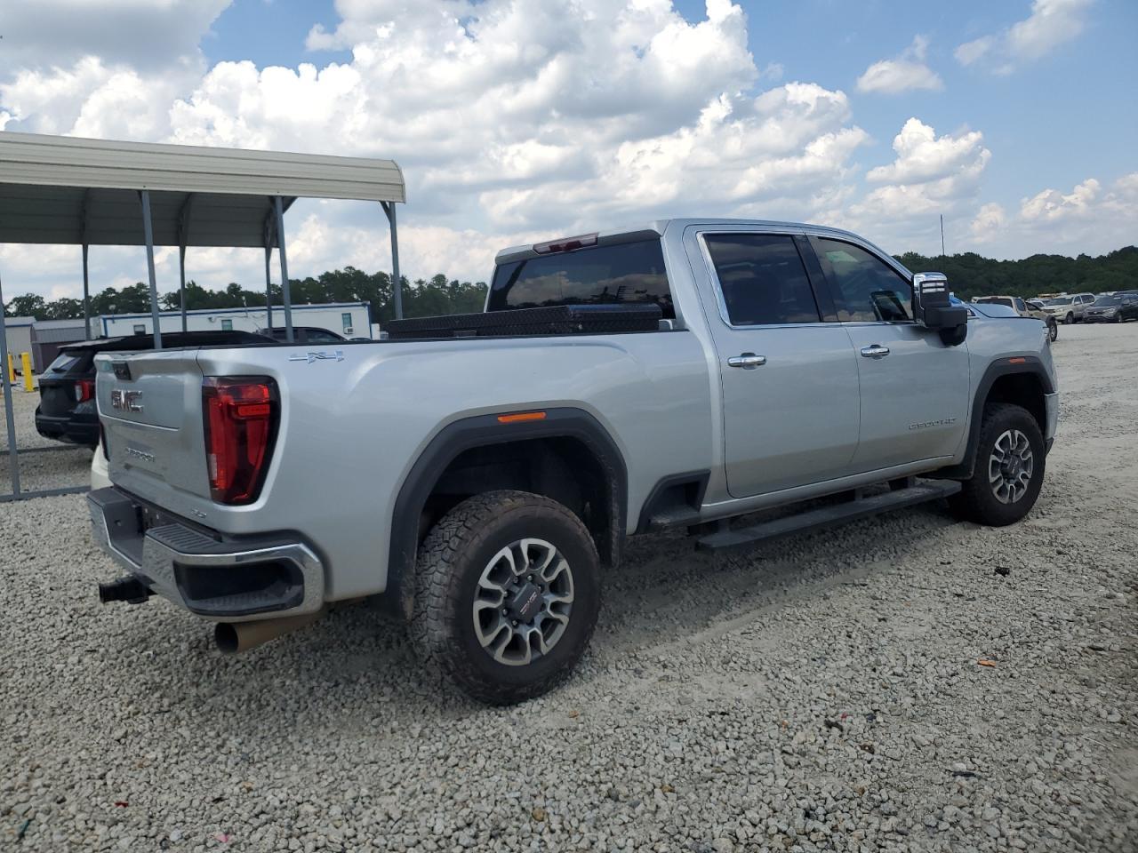 2022 GMC Sierra K2500 Slt - Image 3