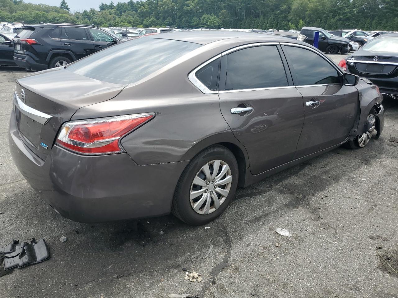 2014 Nissan Altima 2.5 - Image 3