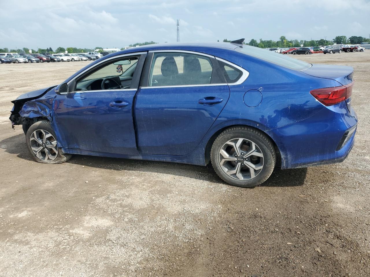 2019 Kia Forte Ex - Image 2