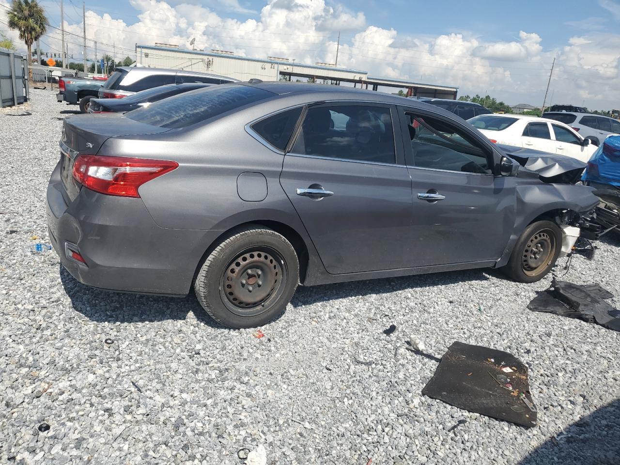 2016 Niss Sentra S - Image 5