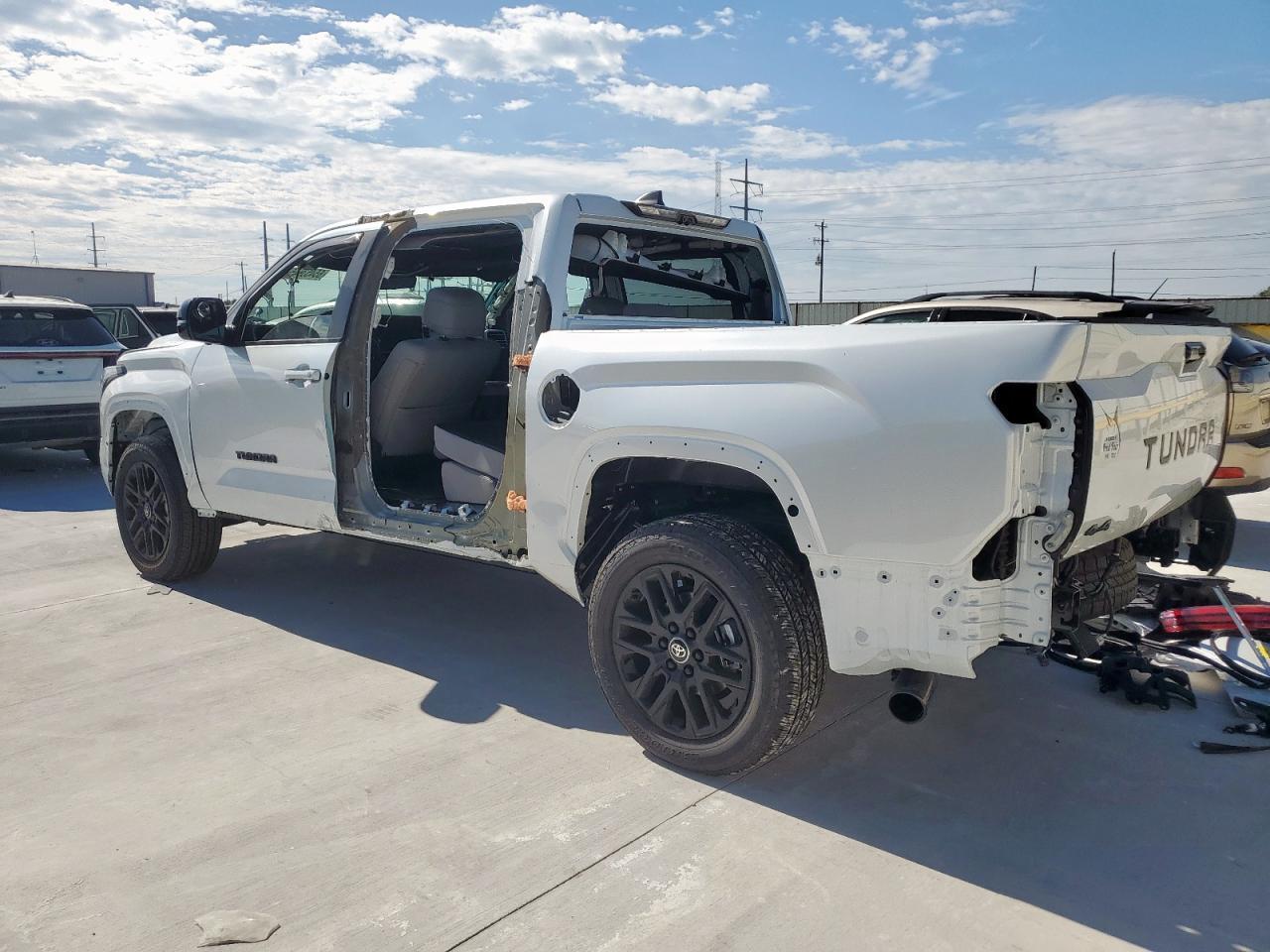 2025 Toyota Tundra Crewmax Limited - Image 2