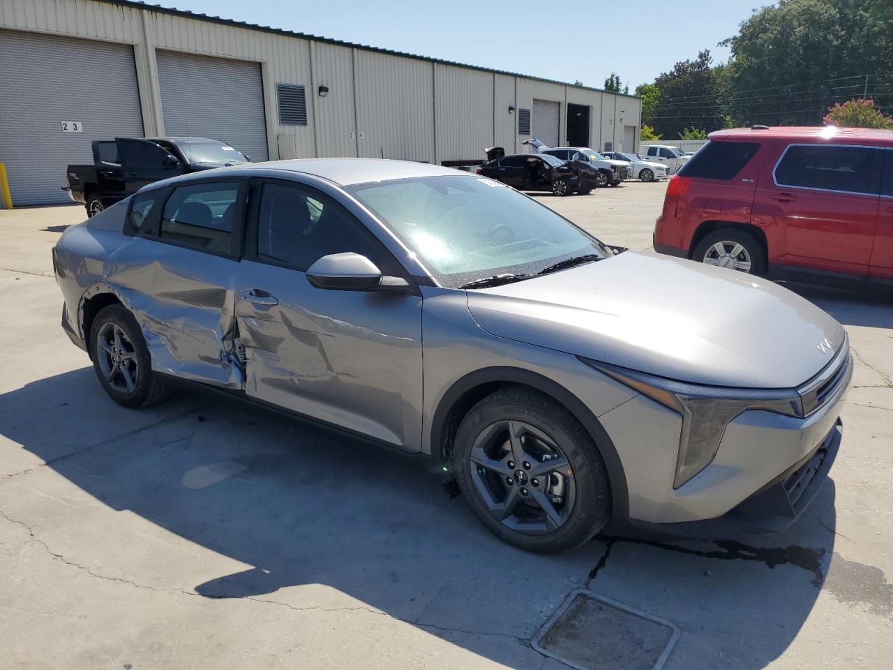 2025 Kia K4 Lx - Фото 4