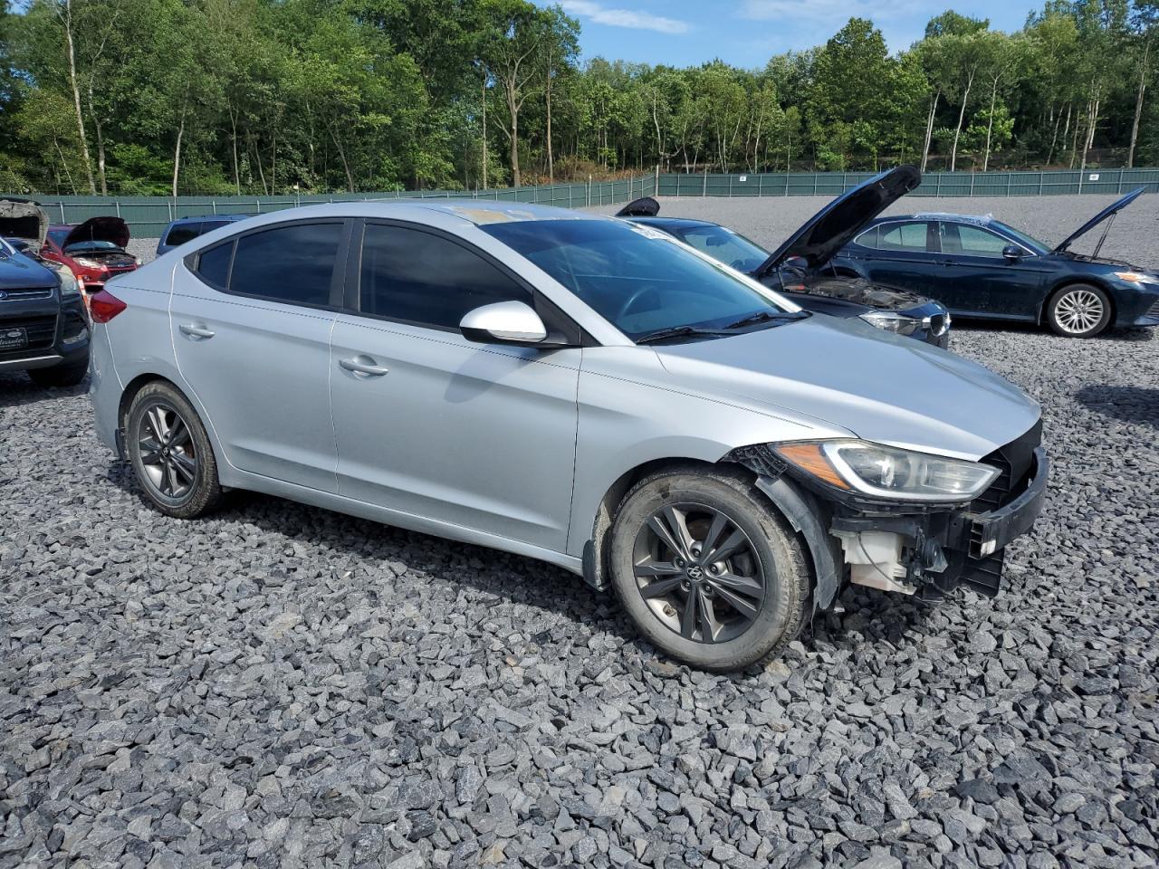 2017 Hyundai Elantra Se - Фото 4