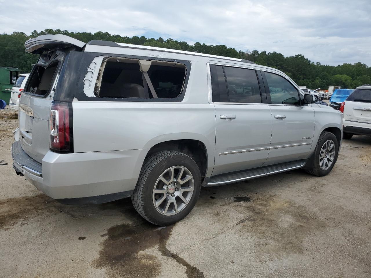 2016 GMC Yukon Xl Denali - Image 3