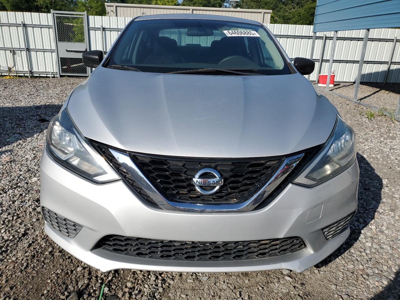 2016 Nissan Sentra S - Фото 5