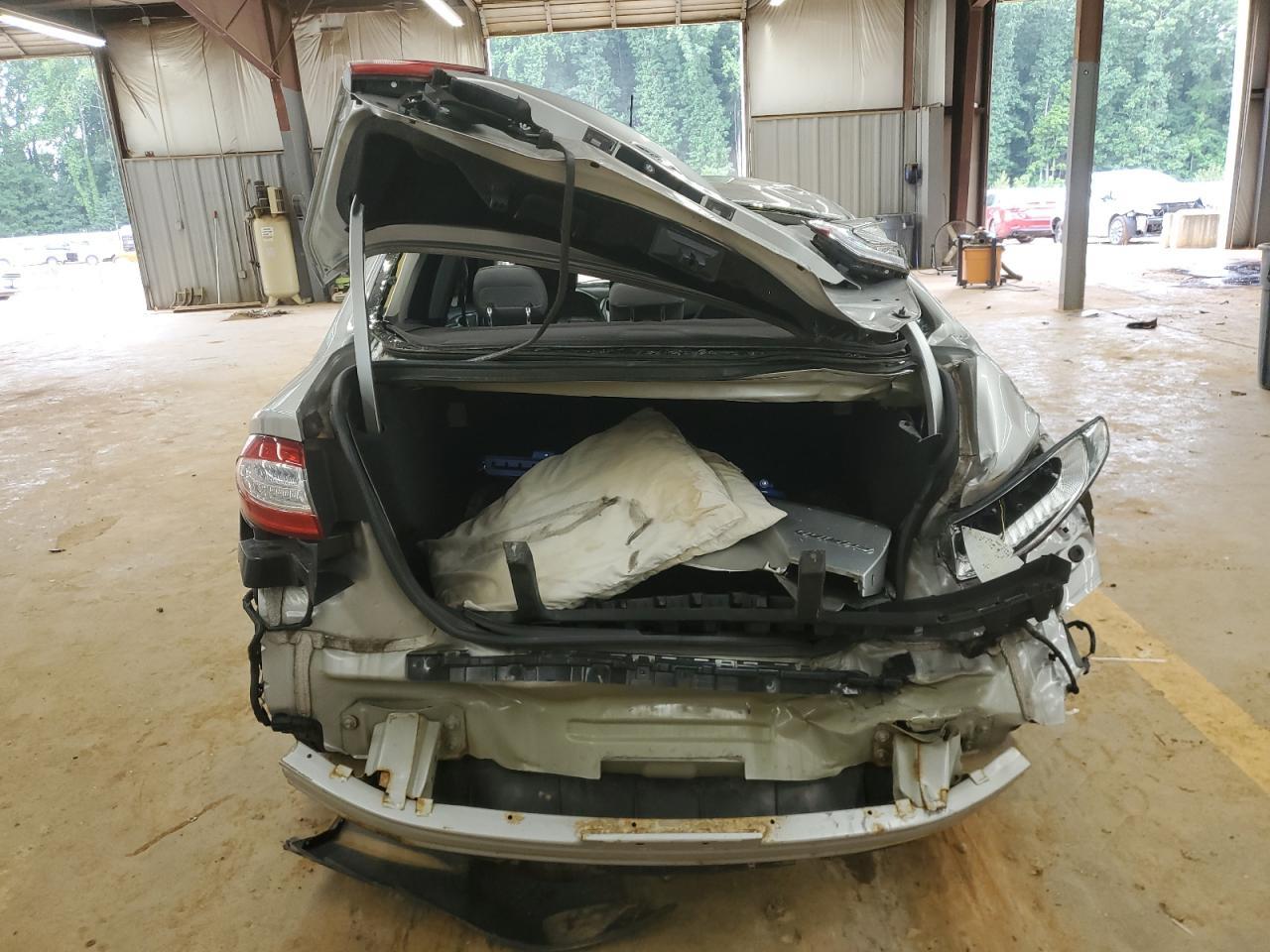 2016 Ford Fusion S - Image 6