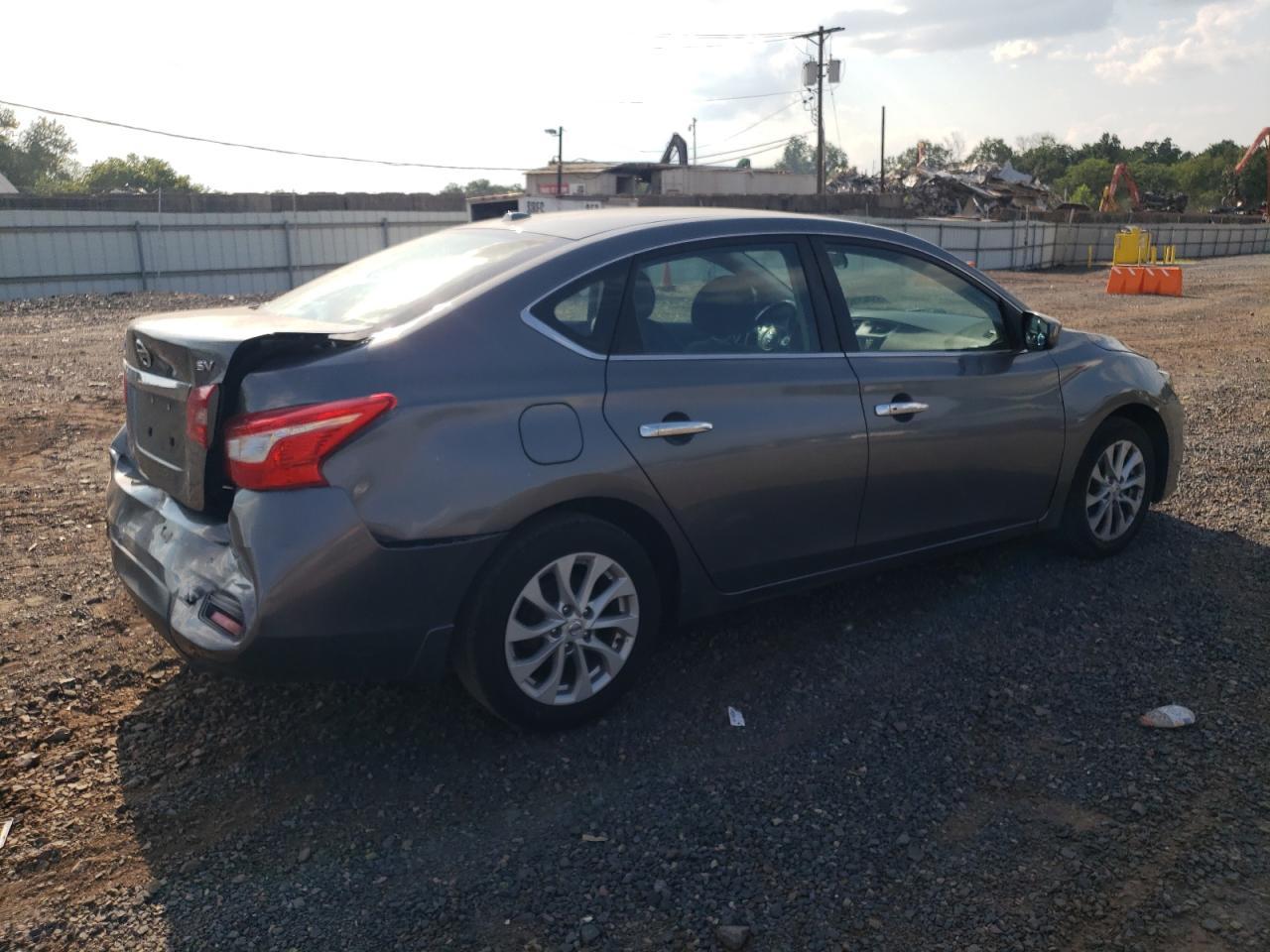2018 Nissan Sentra S - Фото 3