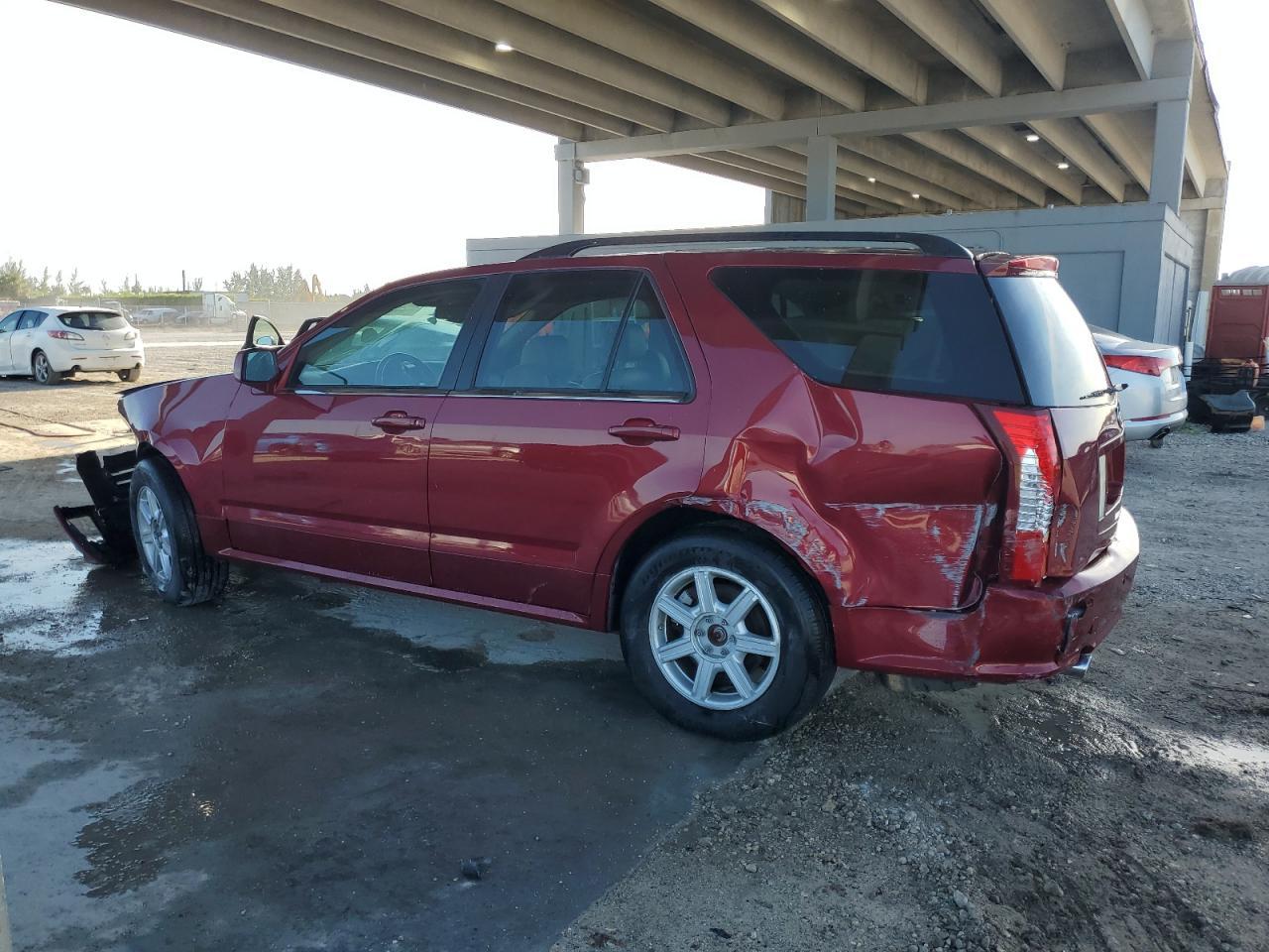 2004 Cadillac Srx - Фото 2