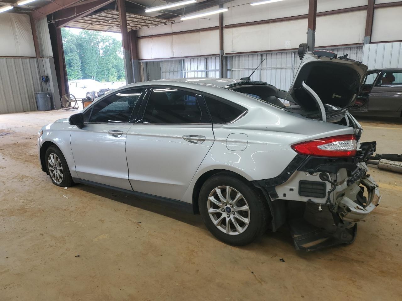 2016 Ford Fusion S - Image 2