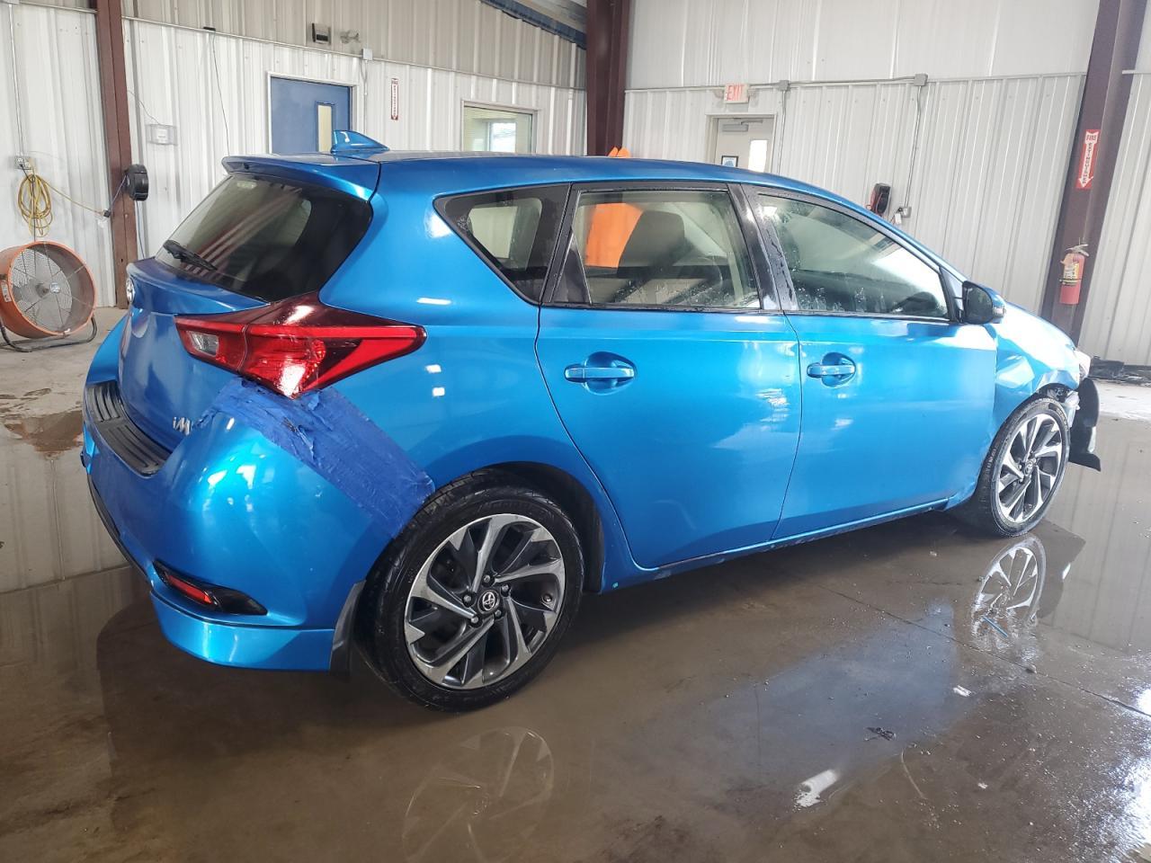 2017 Toyota Corolla Im - Фото 3