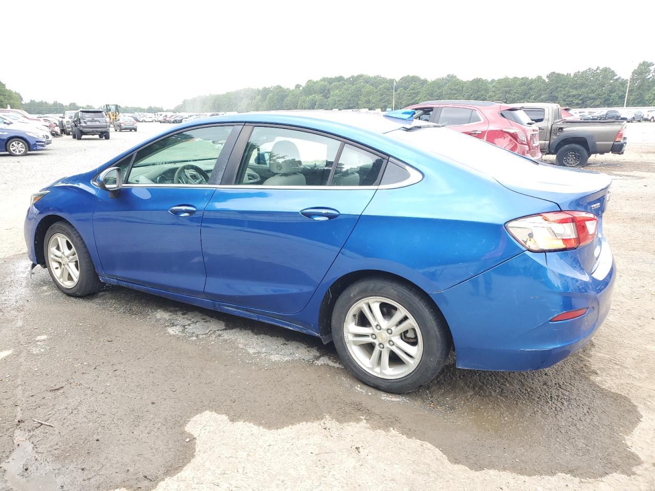 2018 Chevrolet Cruze Lt - Фото 2