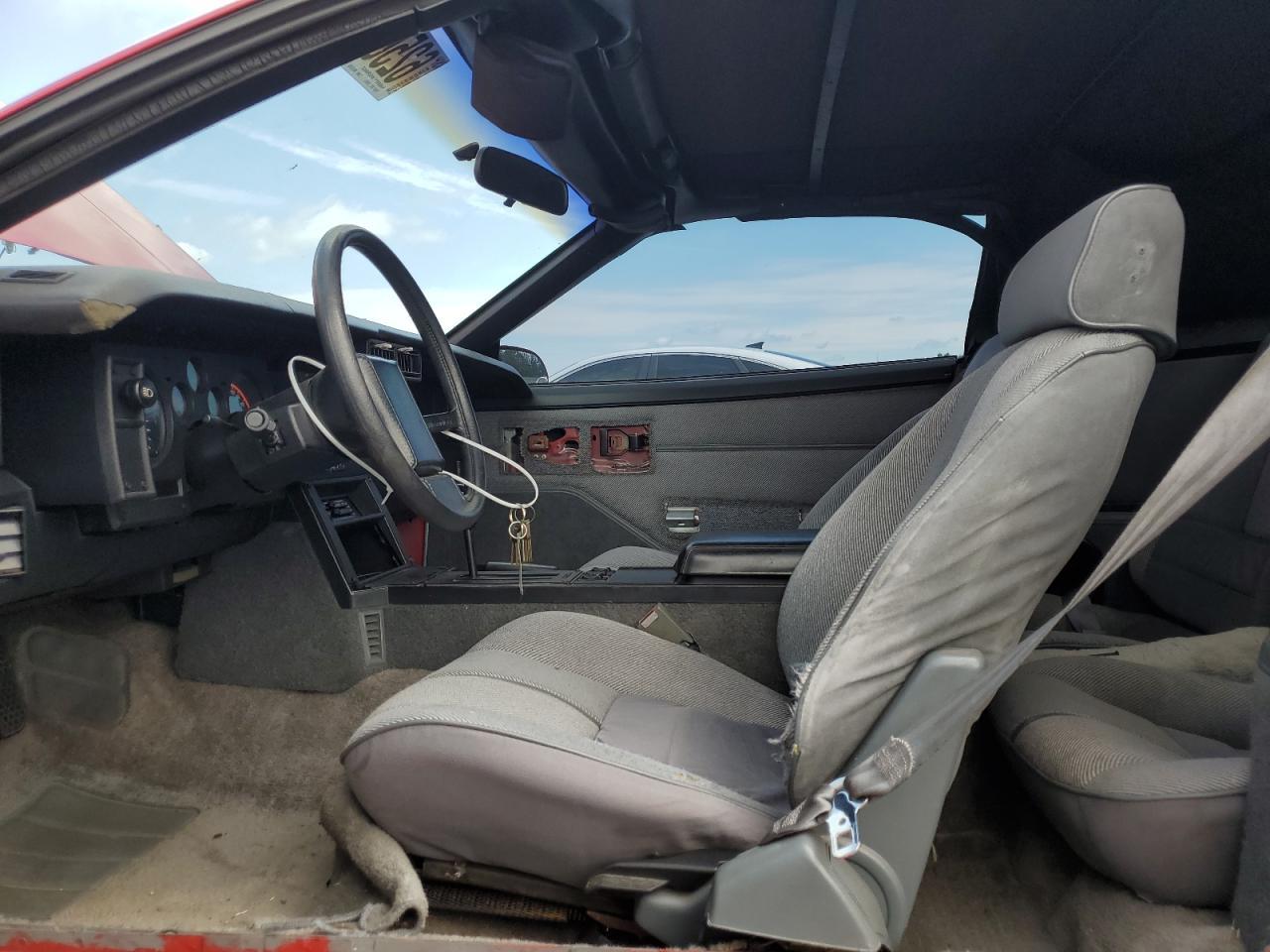 1988 Chevrolet Camaro - Фото 7