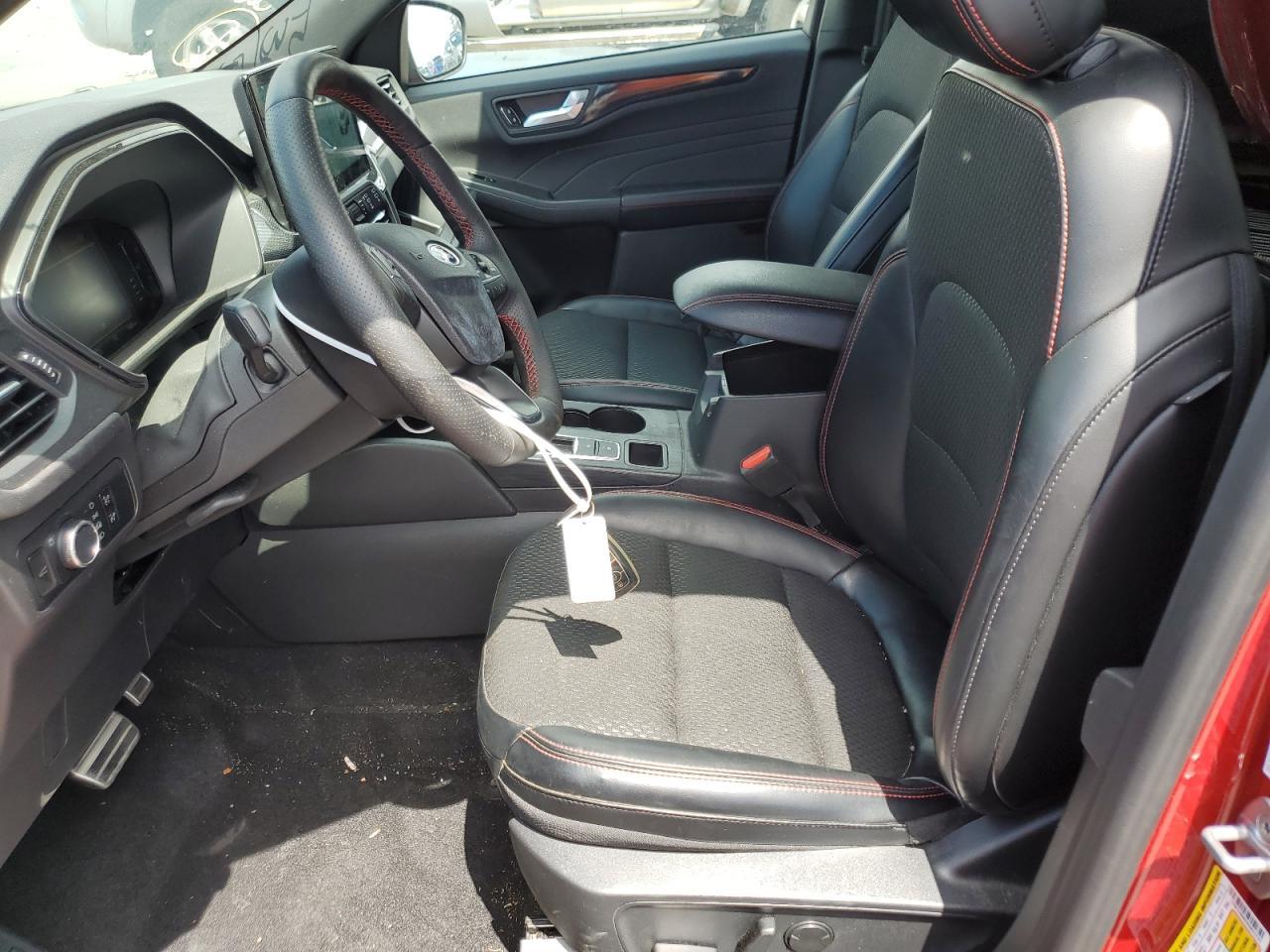 2024 Ford Escape St Line - Image 7