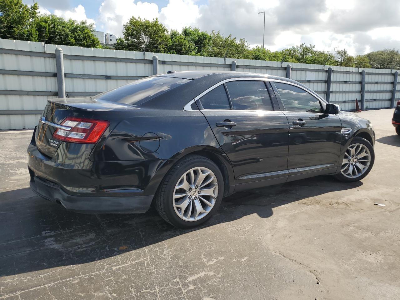 2015 Ford Taurus Limited - Фото 3