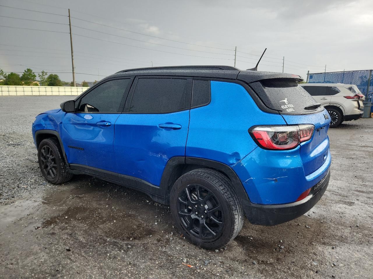 2022 Jeep Compass Latitude - Фото 2