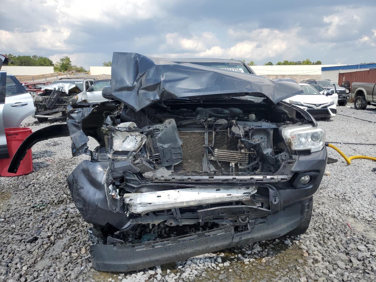 2020 Toyota Tacoma Double Cab - Image 5