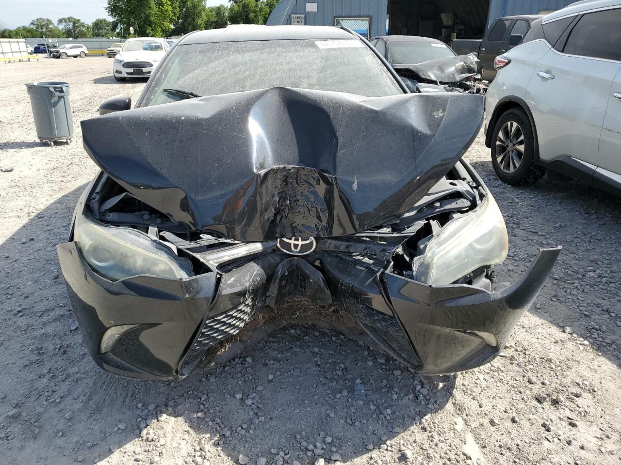 2015 Toyota Camry Le - Image 5