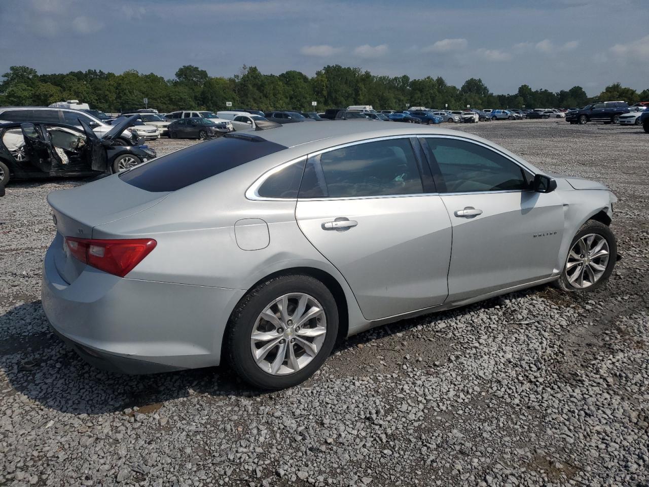 2016 Chevrolet Malibu Ls - Фото 3