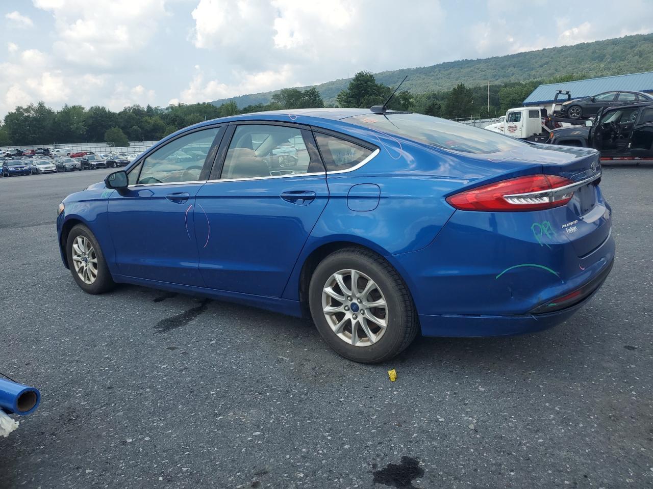 2017 Ford Fusion S - Фото 2