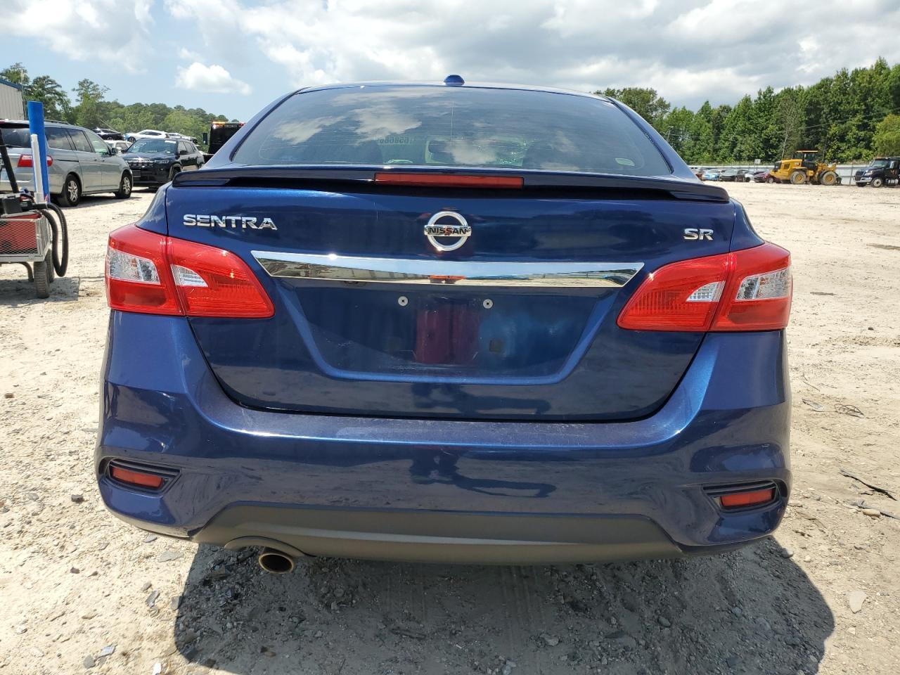 2017 Nissan Sentra S - Фото 6