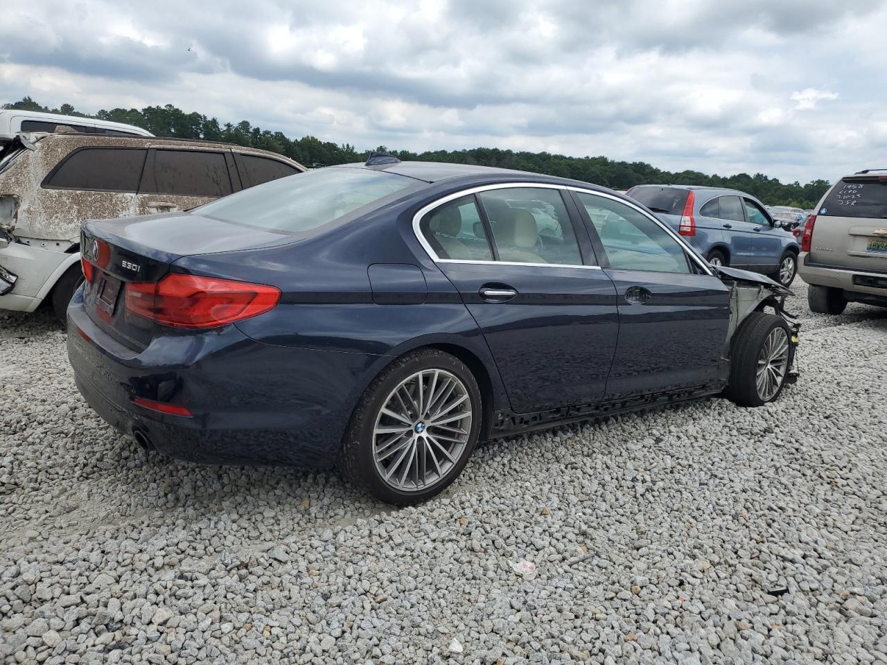 2017 BMW 530 I - Image 3