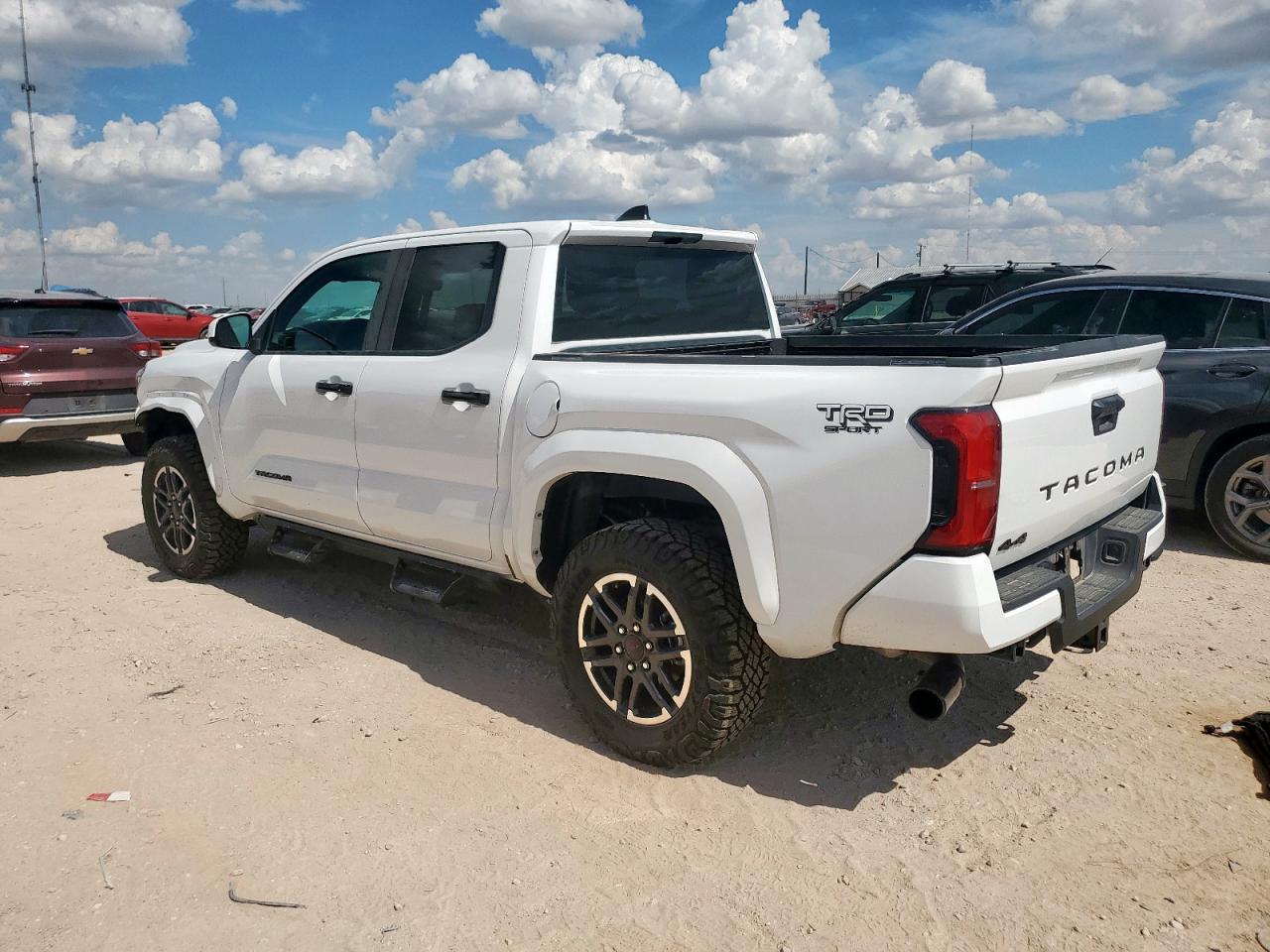 2025 Toyota Tacoma Double Cab - Фото 2