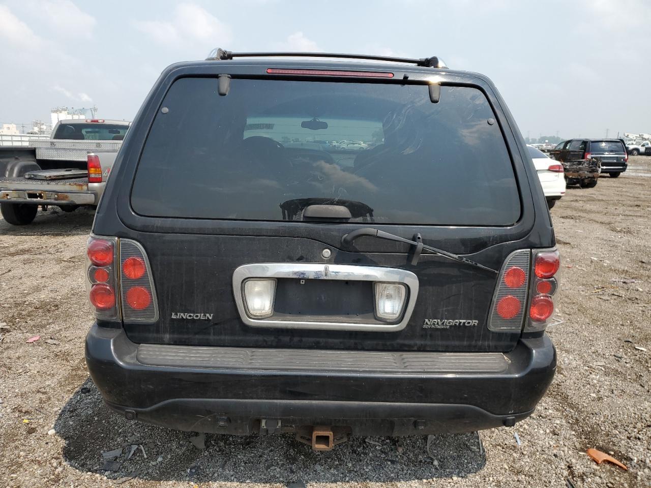 2001 Lincoln Navigator - Image 6