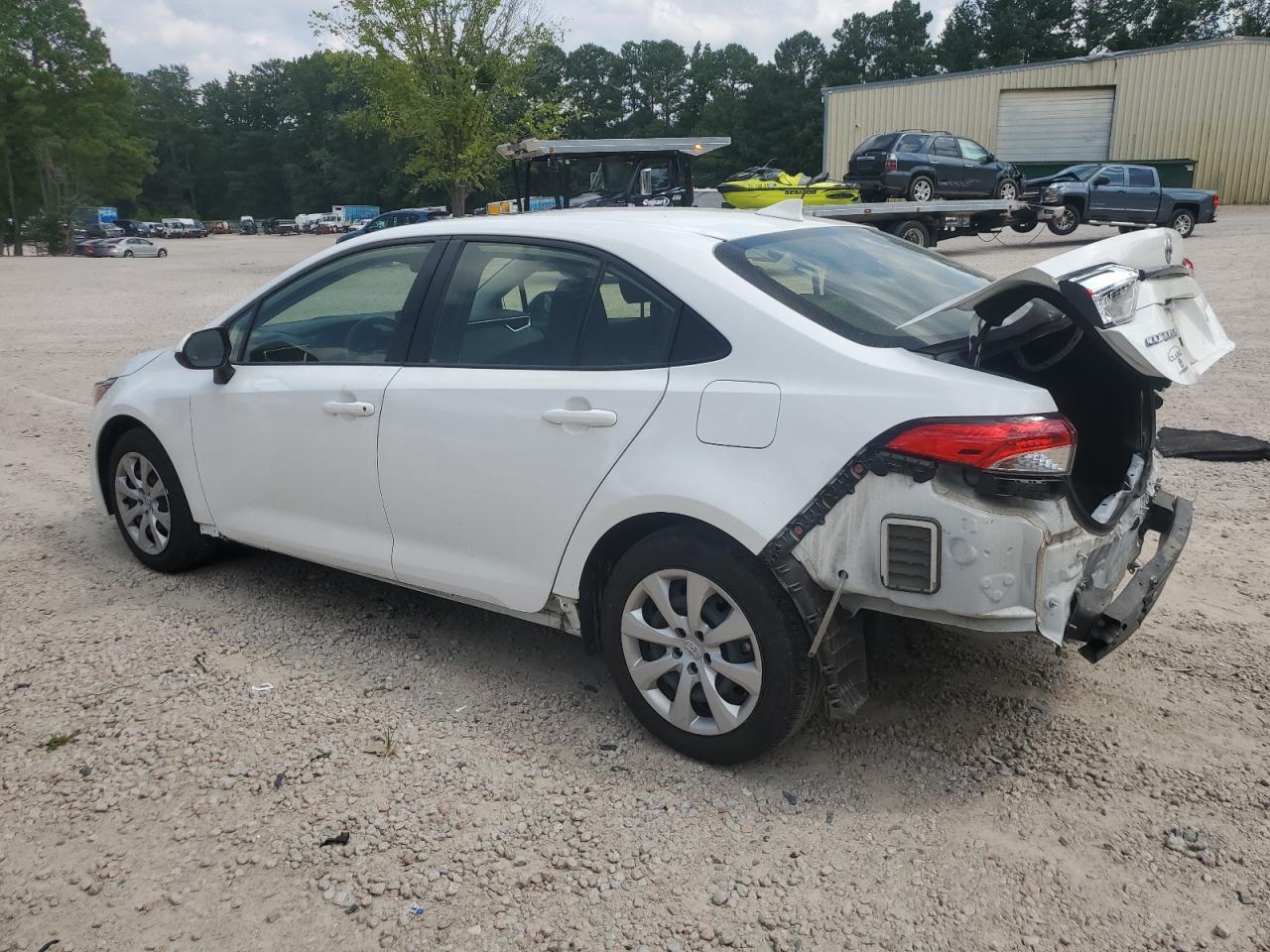 2023 Toyota Corolla Le - Image 2