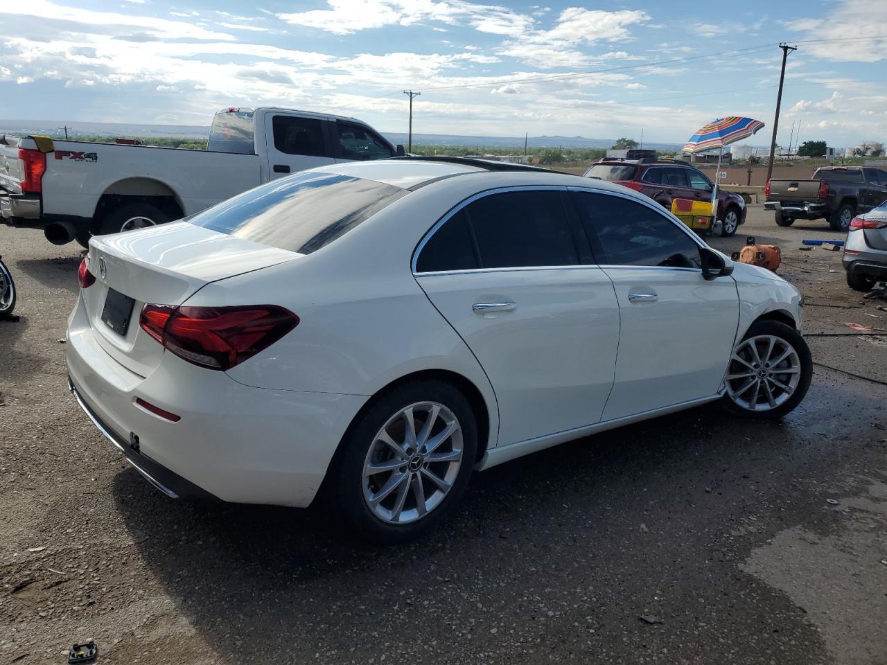 2019 Mercedes-Benz A 220 - Фото 3