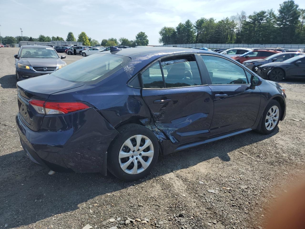 2022 Toyota Corolla Le - Фото 3