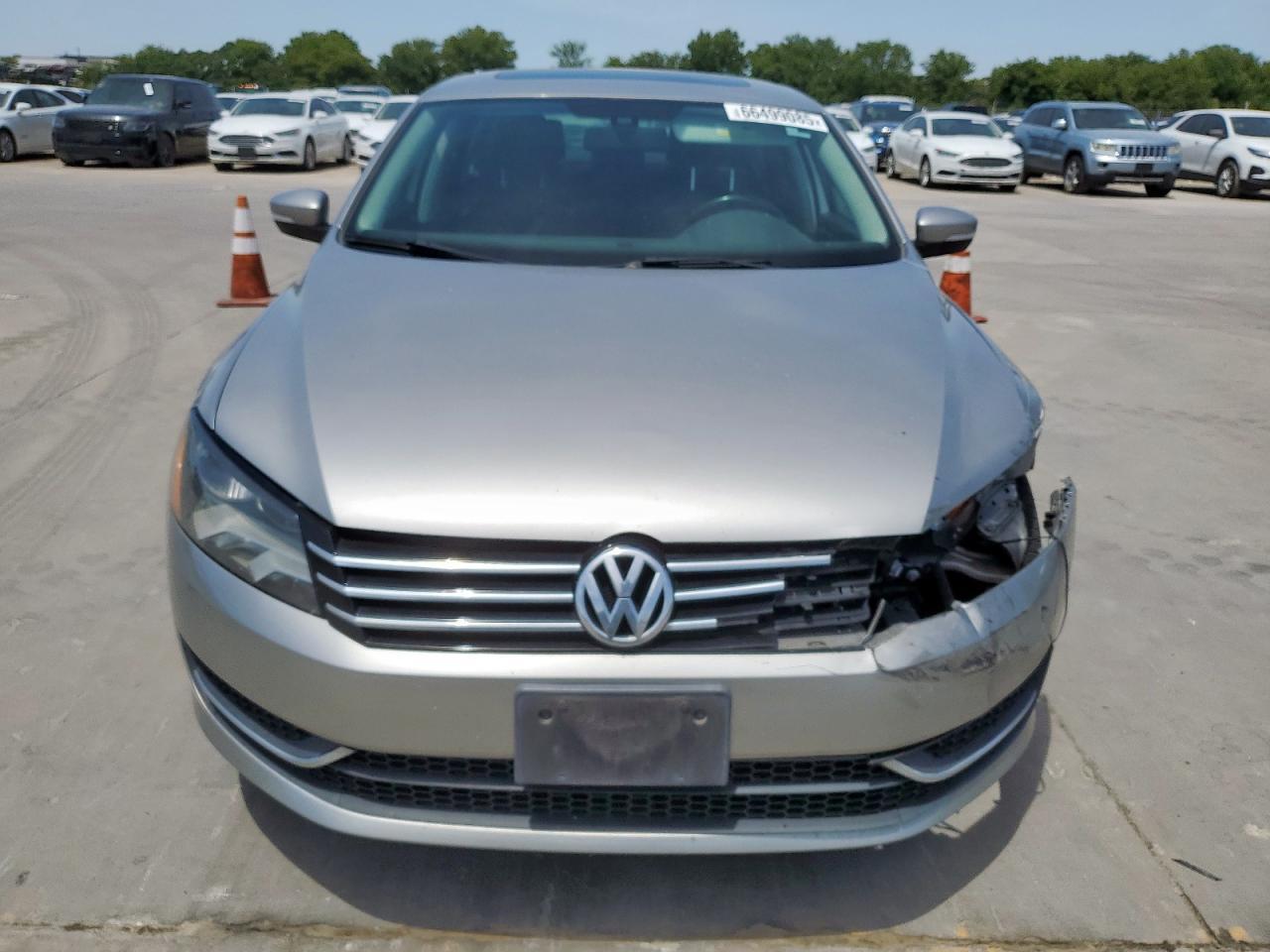 2014 Volkswagen Passat Se - Фото 5
