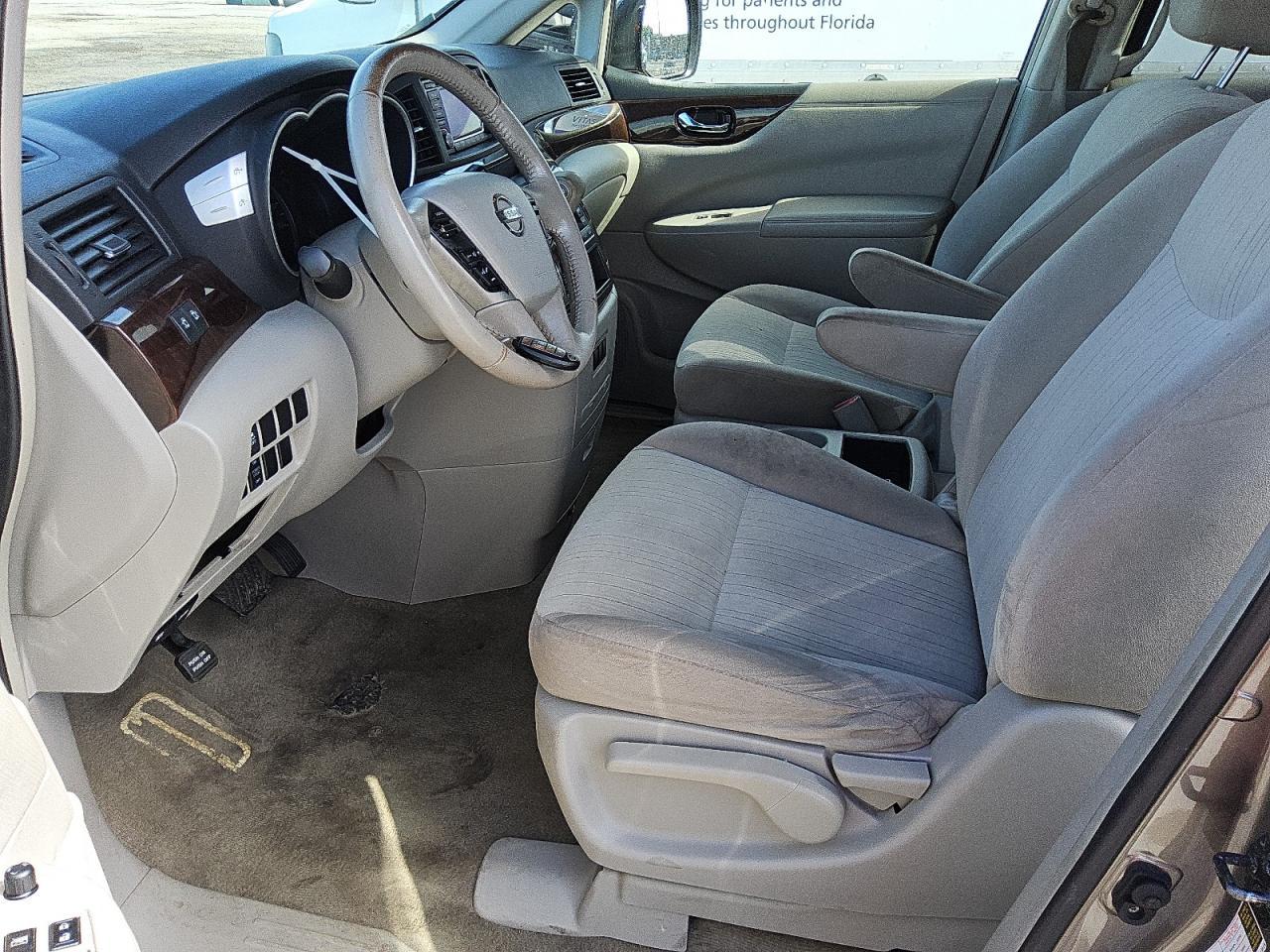 2016 Nissan Quest S - Фото 7