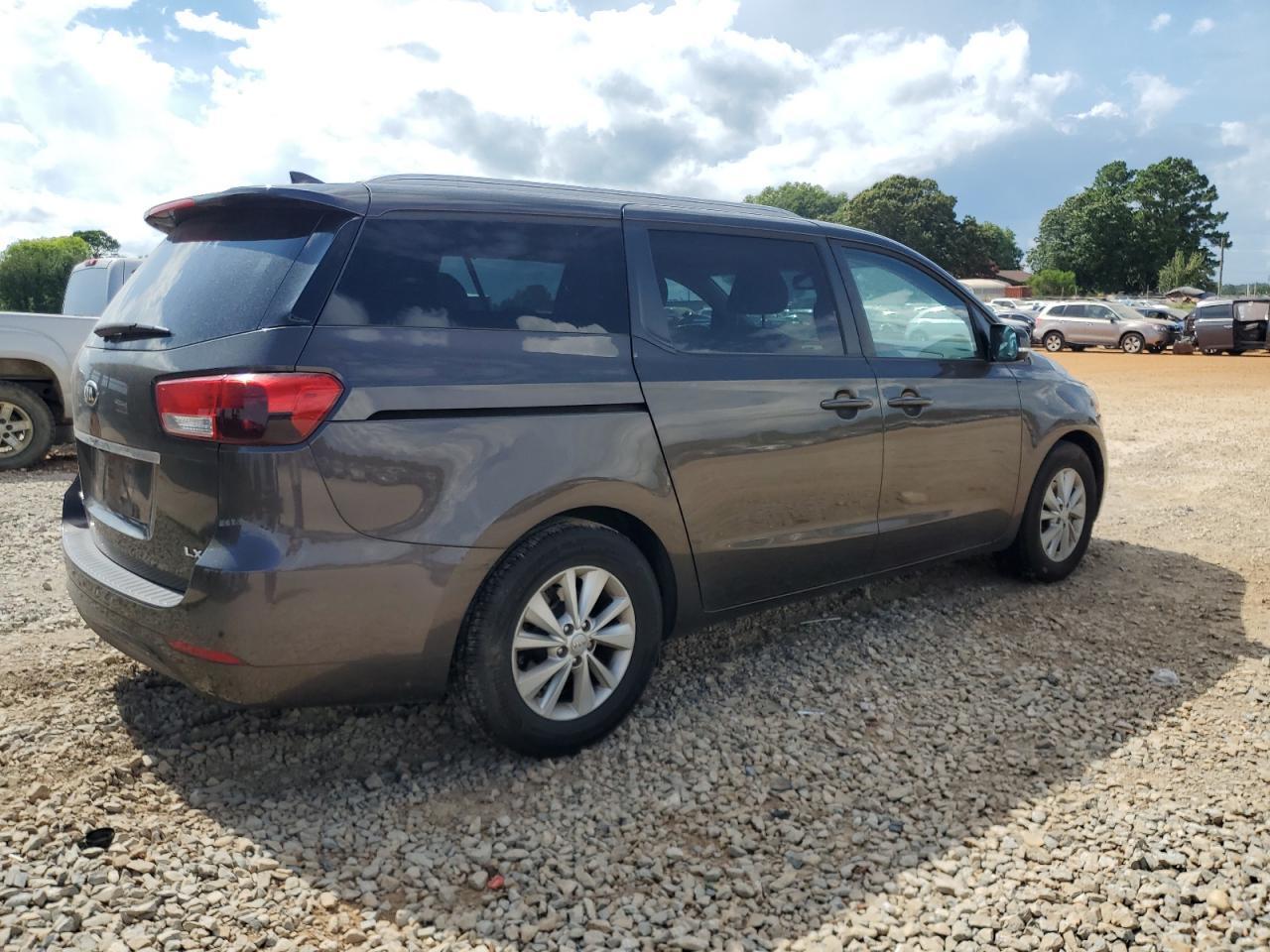 2016 Kia Sedona Lx - Фото 3