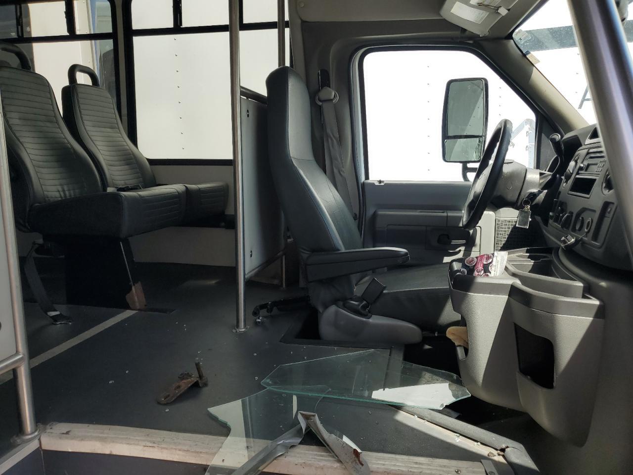 2015 Ford Econoline - Transit Vehicles - Фото 5