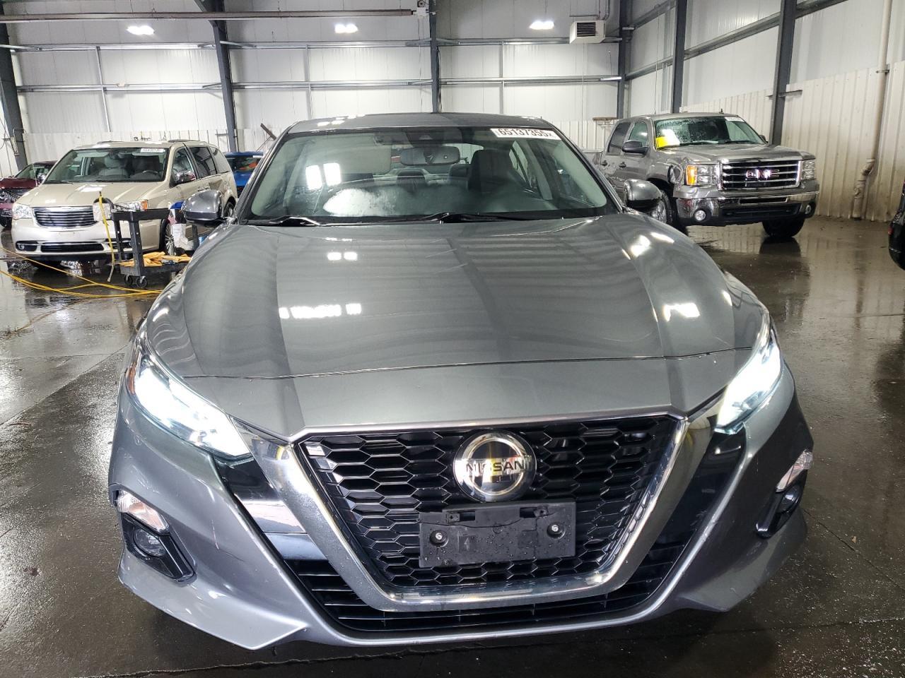 2020 Nissan Altima Sl - Фото 5
