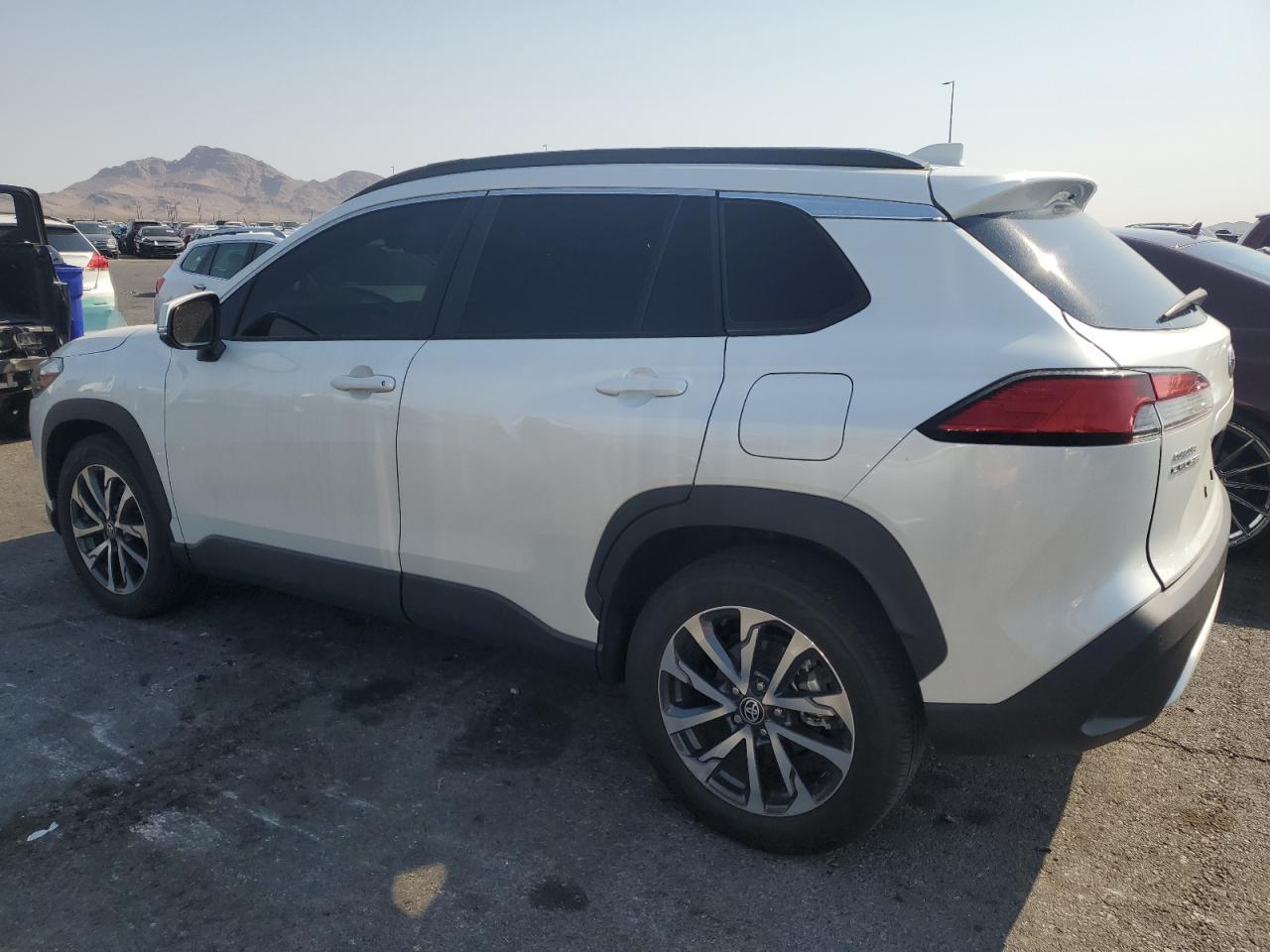 2023 Toyota Corolla - Фото 2