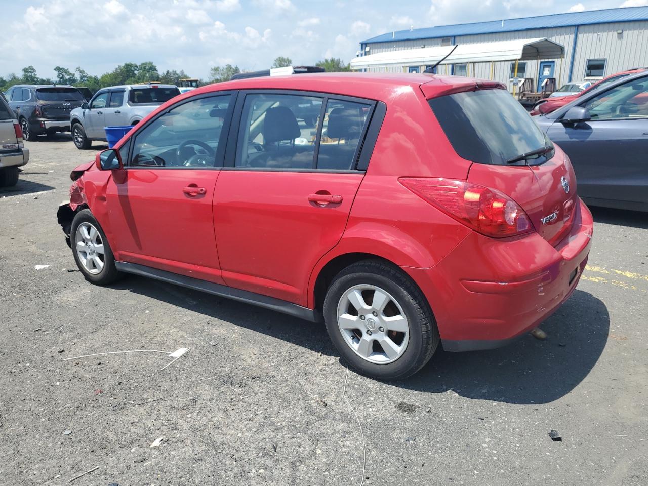 2007 Nissan Versa S - Фото 2