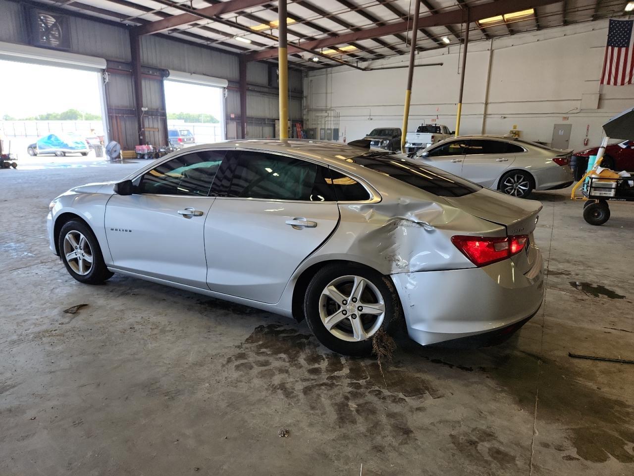 2020 Chevrolet Malibu Ls - Image 2