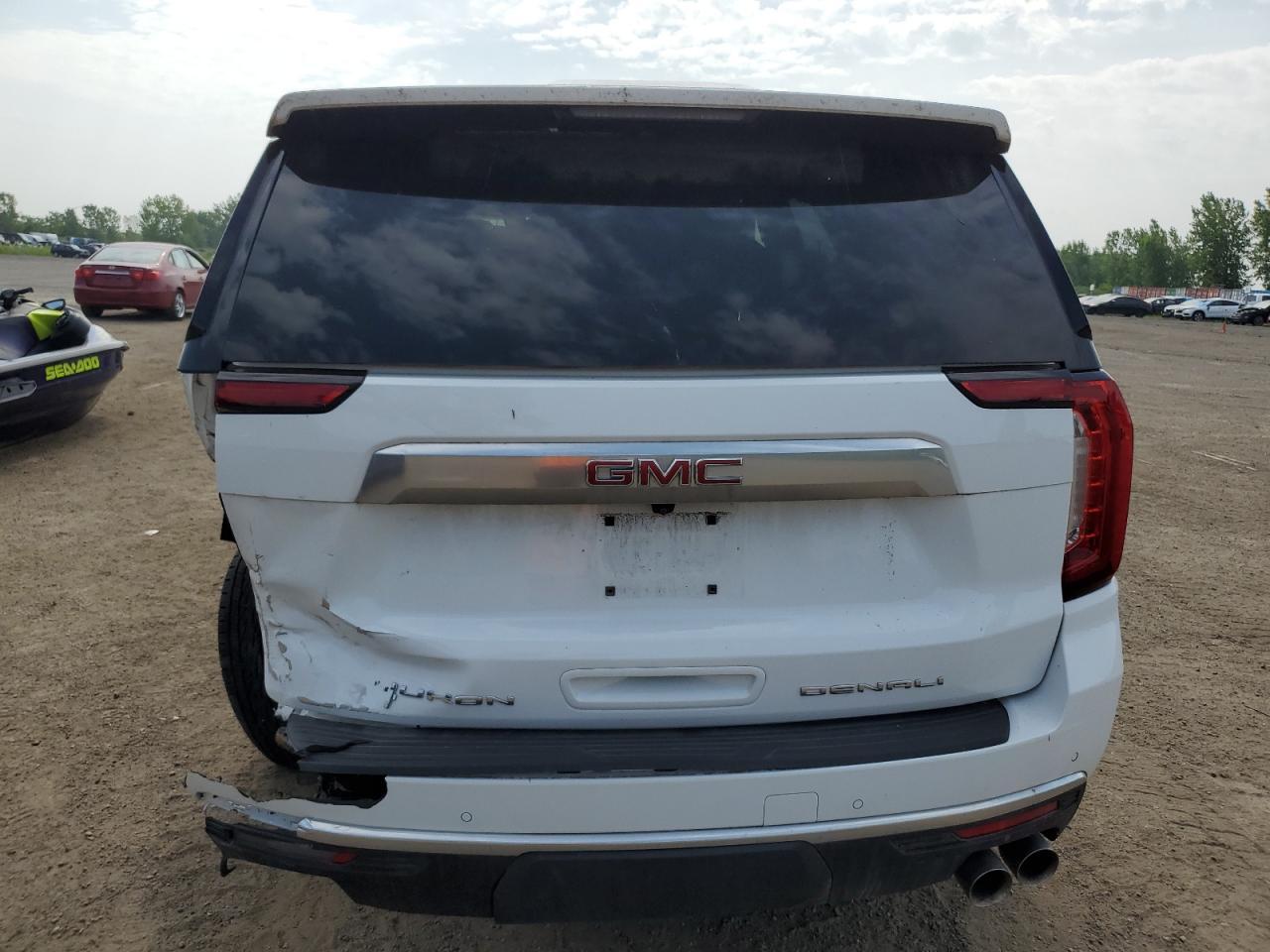 2024 GMC Yukon Denali - Image 6