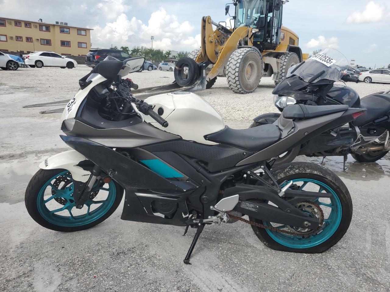 2024 Yamaha Yzfr3 A - Image 3