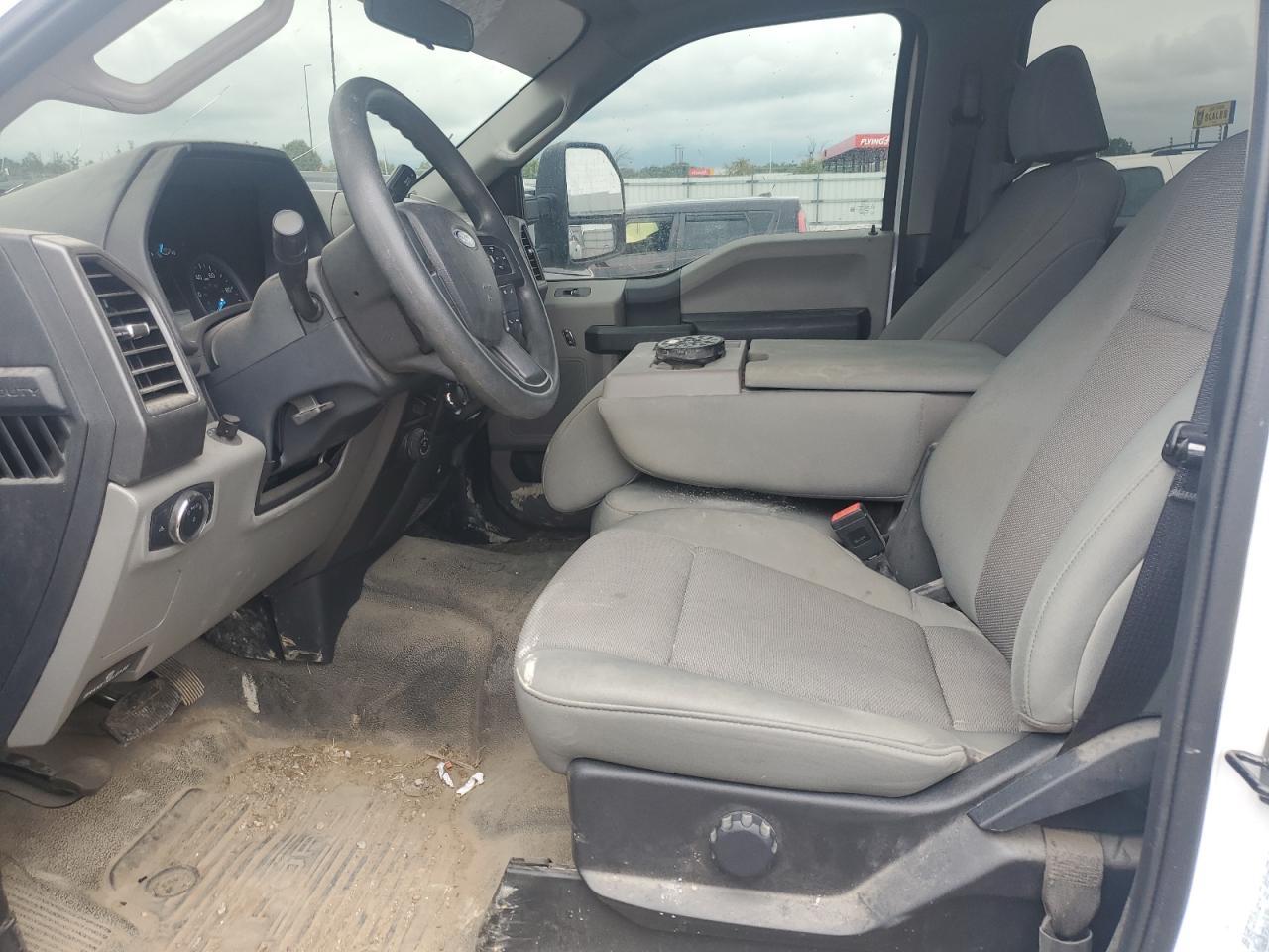 2022 Ford F350 Supe - Image 7