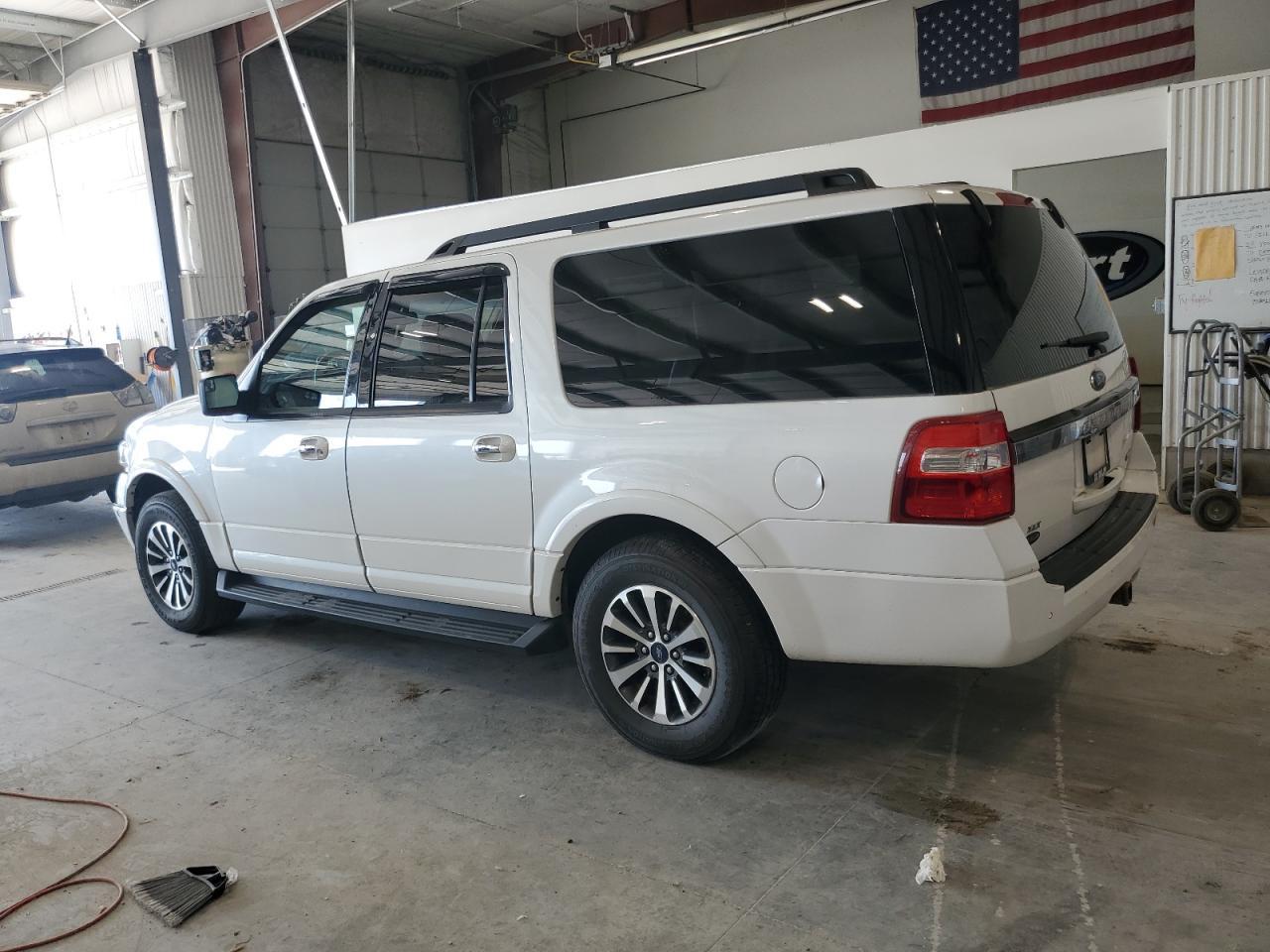 2017 Ford Expedition El Xlt - Фото 2
